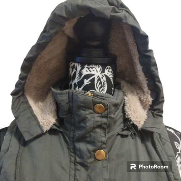 Snobbish Anorak Hooded Faux Fur Lined Vest - Picture 2 of 8